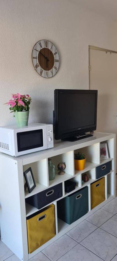 Studio Kulla Avec Terasse 5Mn Basel Airport แซ็ง-ลุยส์ ภายนอก รูปภาพ